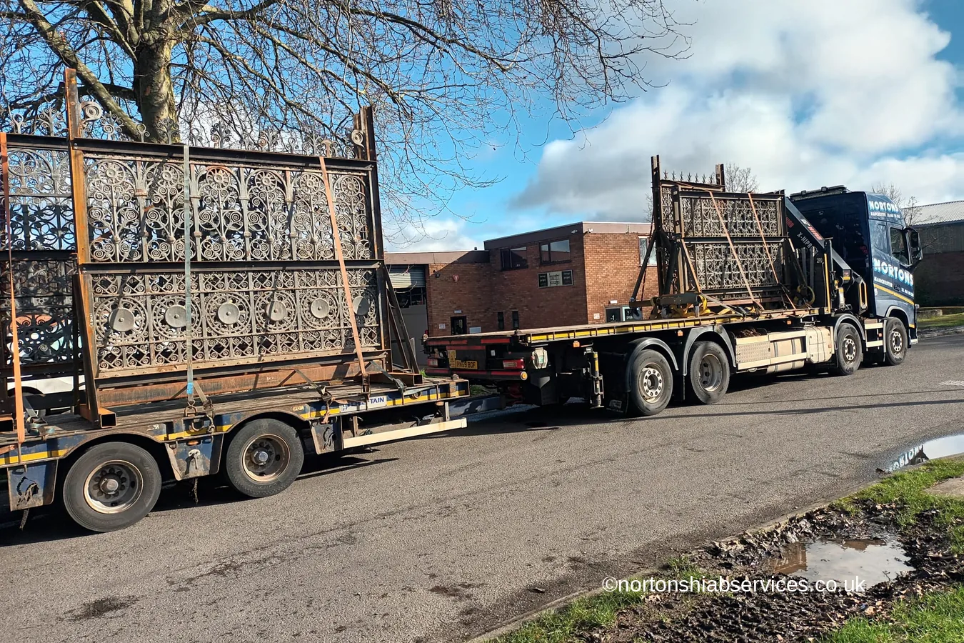 Manchester Town Hall ironwork gates loaded on a Nortons wagon and drag