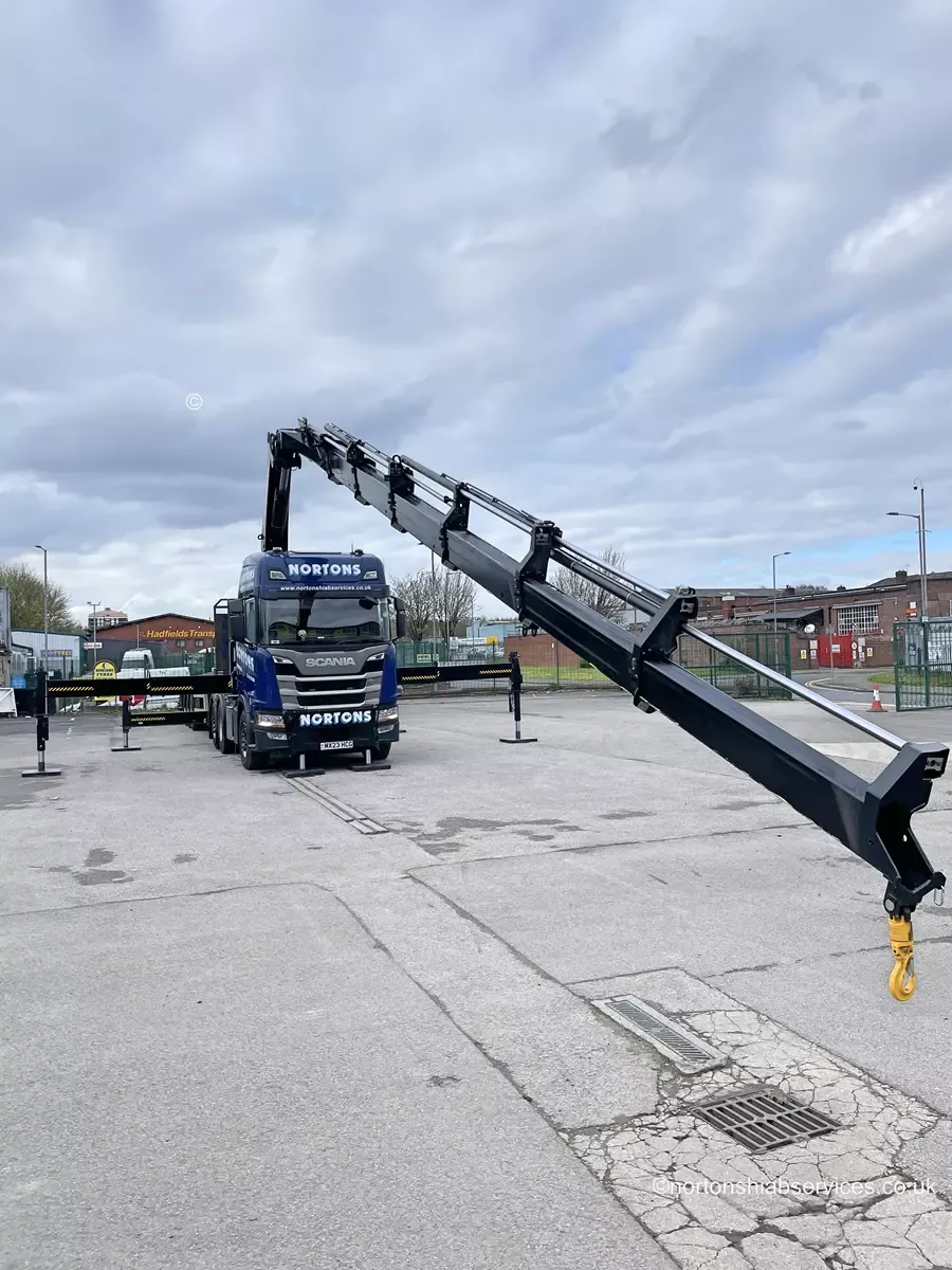Nortons 658 artic hiab with the extendable trailer loaded