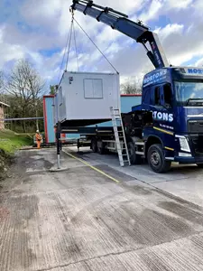 cabin transporters Cabin transporters